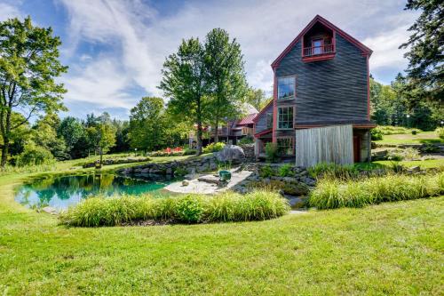 10 Mi to Mt Snow! Grand Estate Built to Entertain