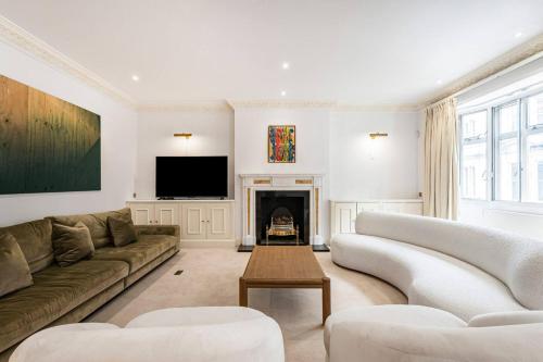 Luxury Mayfair Apartment - Next To Green Park, Londyn