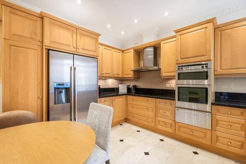 Luxury Mayfair Apartment - Next To Green Park - image 5