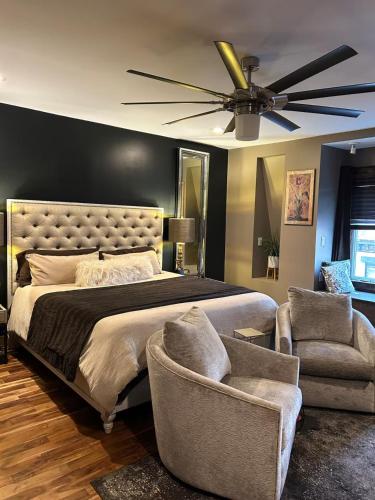 2BR Getaway by North Shore with Bathtub and Walk to Downtown near Nemzeti Aviary