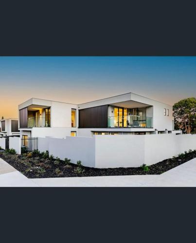 Prestigious property in Balwyn