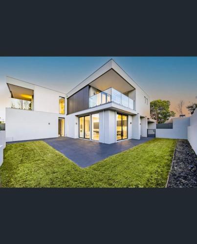 Prestigious property in Balwyn