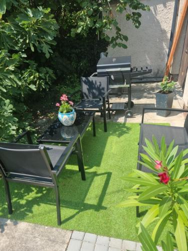 Simay Apartman II in กลางเมืองบาลาโตนัลมาดี