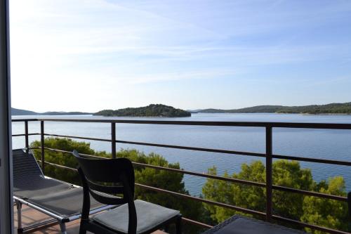 Rozali Tisno Apartments 5