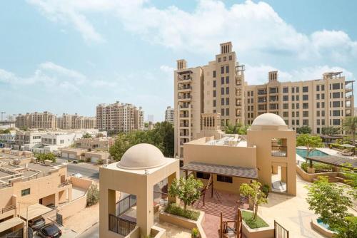 Near Burj Al Pool View Balcony MJL 2BR, Dubai (photo 8)