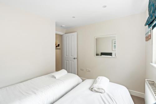 Hosted by StaySejour - 3Bed Town House - Free Parking, Brighton et Hove (photo 3)