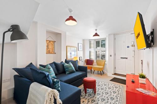 Hosted by StaySejour - 3Bed Town House - Free Parking, Brighton et Hove