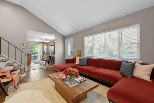 المرافق, Spacious 5BR Firepit with Deck Near OSU and More in Clintonville