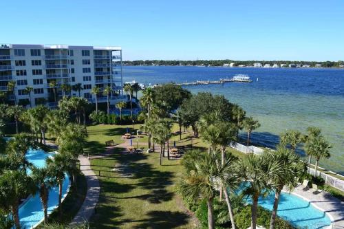 Destin West Osprey 604 - Bay & Lazy River Views!