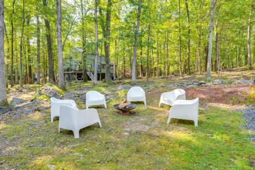Private Yard, Playset Family Home in Penn Estates, East Stroudsburg (Foto 2)