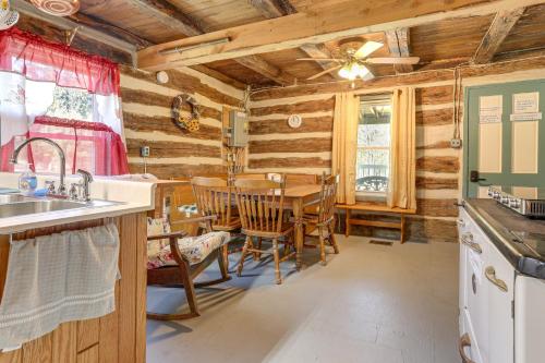 5 Mi to State Parks: Penfield Cabin w/ Fire Pit! in Penfield (PA)