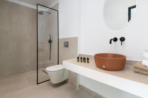 Rodos White – Rhodes Town, AZ