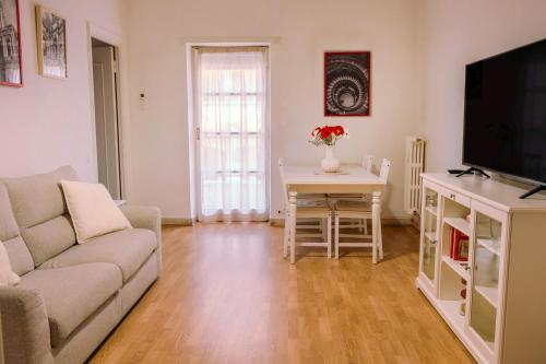 1512 Apartment, Рим