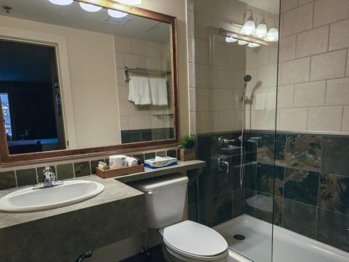 2 bedrooms, 3 beds