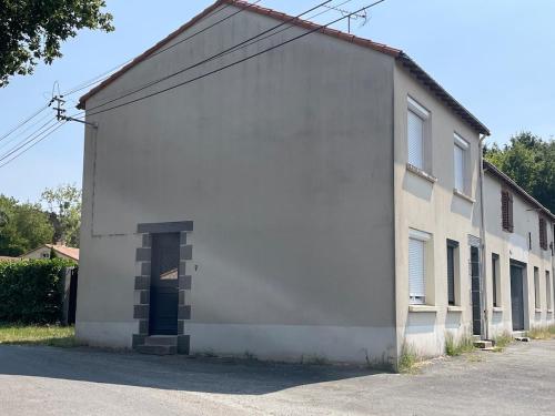 Farmhouse in Saint-Georges-de-Montaigu
