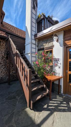 Hostinec a penzion Dolní Dvůr (Hostinec a penzion Dolni Dvur) in Veřovice