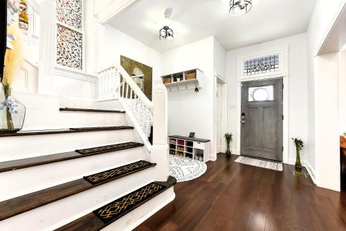 A szálláshely kívülről, The Frick Room on Beatty near Pittsburgh Állatkert és PPG Akvárium