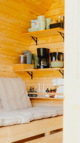Facilities, Schlaffass Natursee-Chalet mit Sanitarfass,Hot Tub,Sauna,Jacuzzi,angeln in Twist