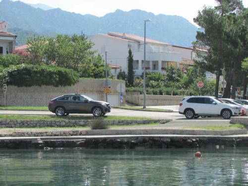 Apartmani i sobe Grga - Location saisonnière - Starigrad-Paklenica