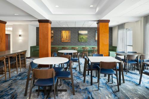 Eten en drinken, Fairfield by Marriott Inn & Suites Marianna in Marianna (Florida)