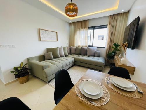 Facilities, Bohemian getaway, Chic atmosphere and Strategic spot in Najah