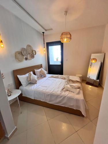 Bohemian getaway, Chic atmosphere and Strategic spot in Najah