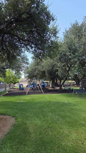 Family Stays At Forest Creek in Round Rock, USA