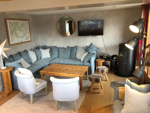 Chalet 3* de Charme à Courchevel – 6 Chambres, 15 Pers., Près des Pistes et Centre de La Tania - FR-1-513-21 - Location, gîte - Courchevel