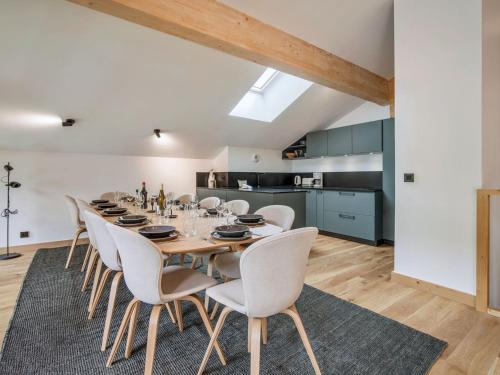 Appartement neuf au pied des pistes, sauna, 5 chambres pour 12 personnes - FR-1-570-71 in Le Bettaix