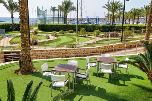 Hotel Puerto Juan Montiel, SPA & Base Nautica