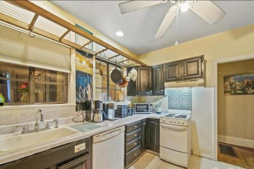 Mountain Cottage on 7 Acres in 特賴恩 (NC)