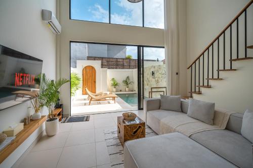 Villa Awanara - Boutique 1BR Escape in Canggu - image 2