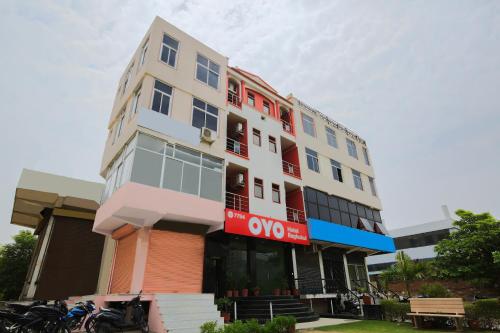Hotel O Raghukul