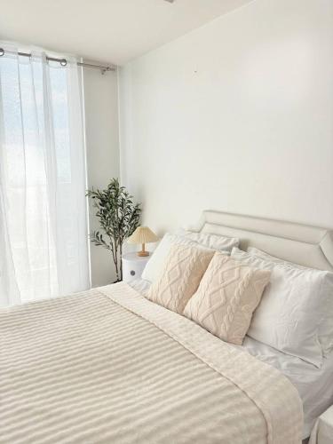 Playa Delea Minimalist Azure 1BR Pool Beach Staycation, Manila