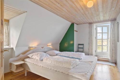 84121-Ebeltoft-Trojavej-73 in Holme