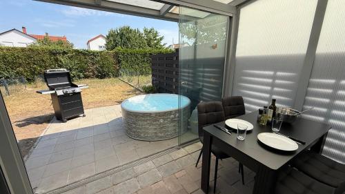 設施, Kings und Queens - 2SZ - Whirlpool - Terrasse - Grill in 杜登霍芬