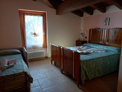 Apartment by Lake Iseo with Stunning Views, Marone (foto 9)