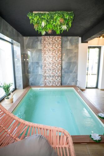 Karstais baseins, Villa Ranch Spa S in Svilajnac