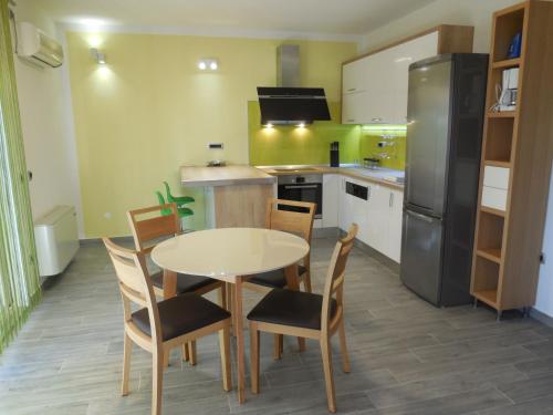  Apartments Jukic in Klis