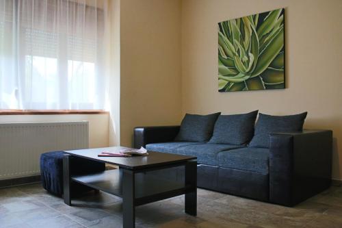 Gellény Lux Apartman - image 10