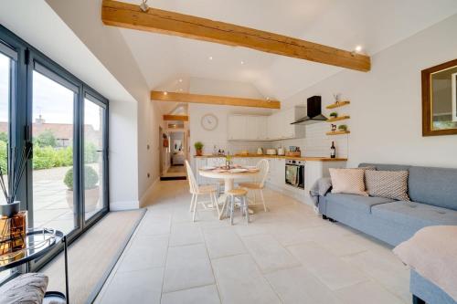 Quaint converted stables in Carlby in Mazā Bithama
