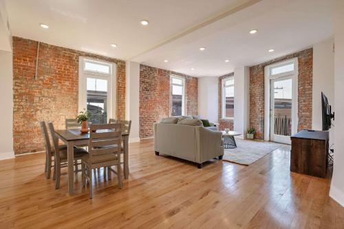 Roami at The Churchill near Blaine Kern's Mardi Gras World