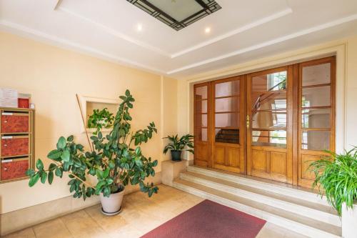 Grand appartement de charme proche Paris in Ати-Мон
