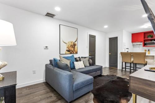 Bright & Cozy 2BR Near Downtown NRG & Fast Wi-Fi, Houston (Foto 3)