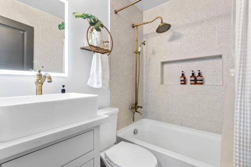 Bright & Cozy 2BR Near Downtown NRG & Fast Wi-Fi, Houston (Foto 9)