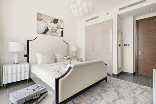 VayK - Modern 2BR with Pool View in Sobha Hartland - image 10