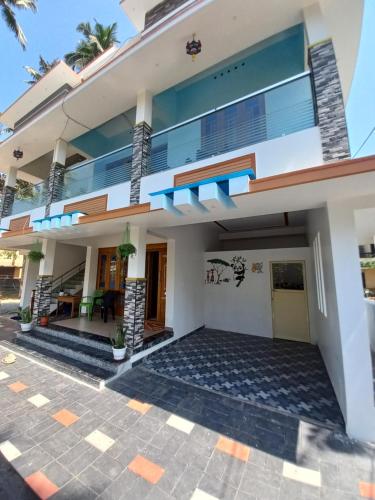 New Palm Beach Residency - image 4