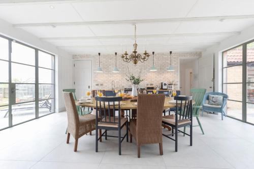 設施, The Old Dairy: A Stunning Detached Rural Retreat in 克拉德韋爾