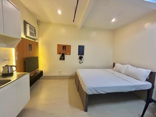 Selah Lofts Hotel Room Type - Standard Queen Room