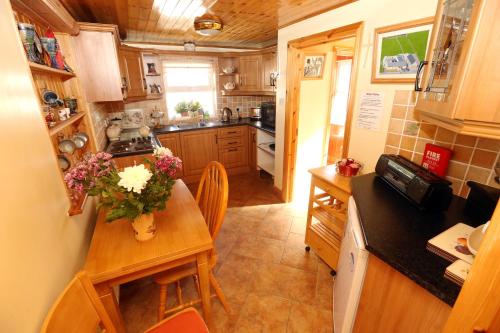 Cocina, Beezies Self Catering Cottages in Sligo City Center